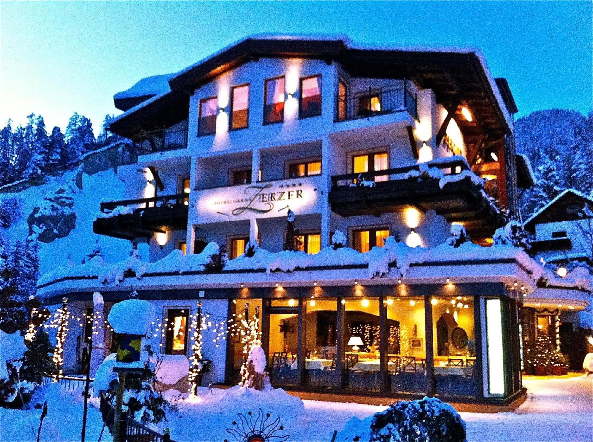 Hotel Garni Zerzer Serfaus Ngoại thất bức ảnh