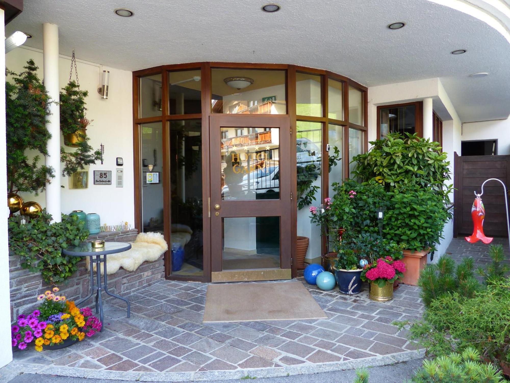 Hotel Garni Zerzer Serfaus Ngoại thất bức ảnh