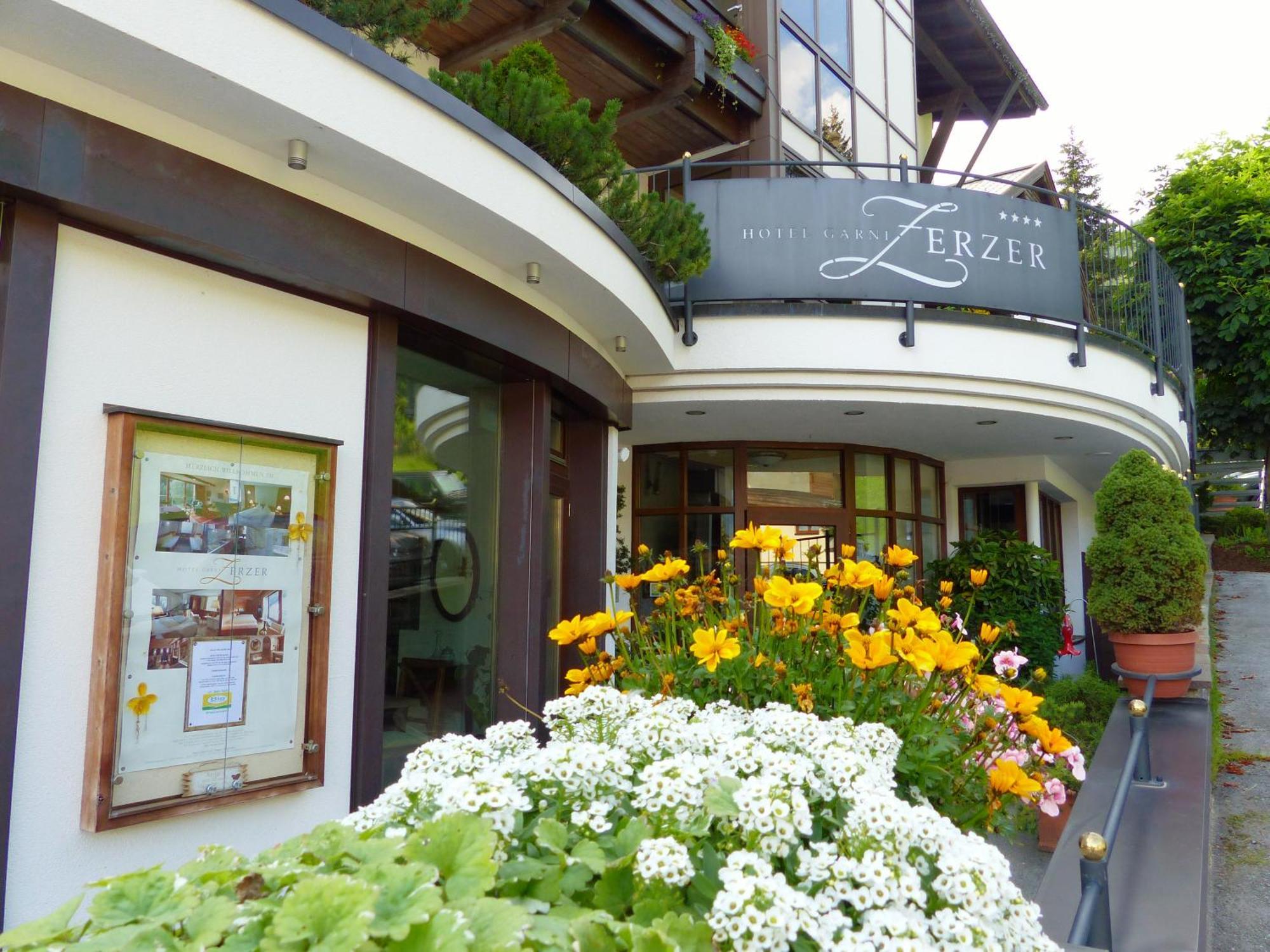 Hotel Garni Zerzer Serfaus Ngoại thất bức ảnh