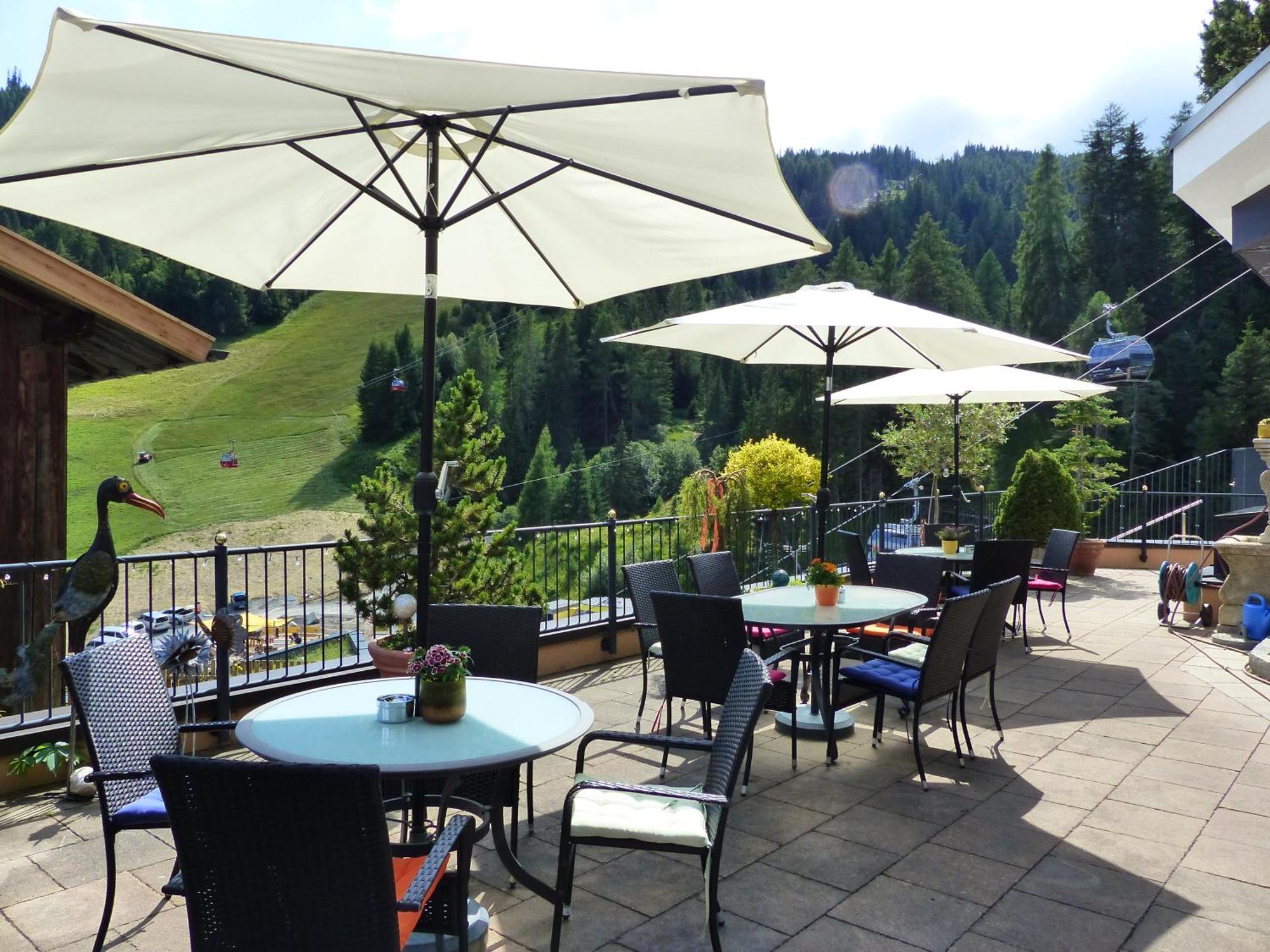 Hotel Garni Zerzer Serfaus Ngoại thất bức ảnh
