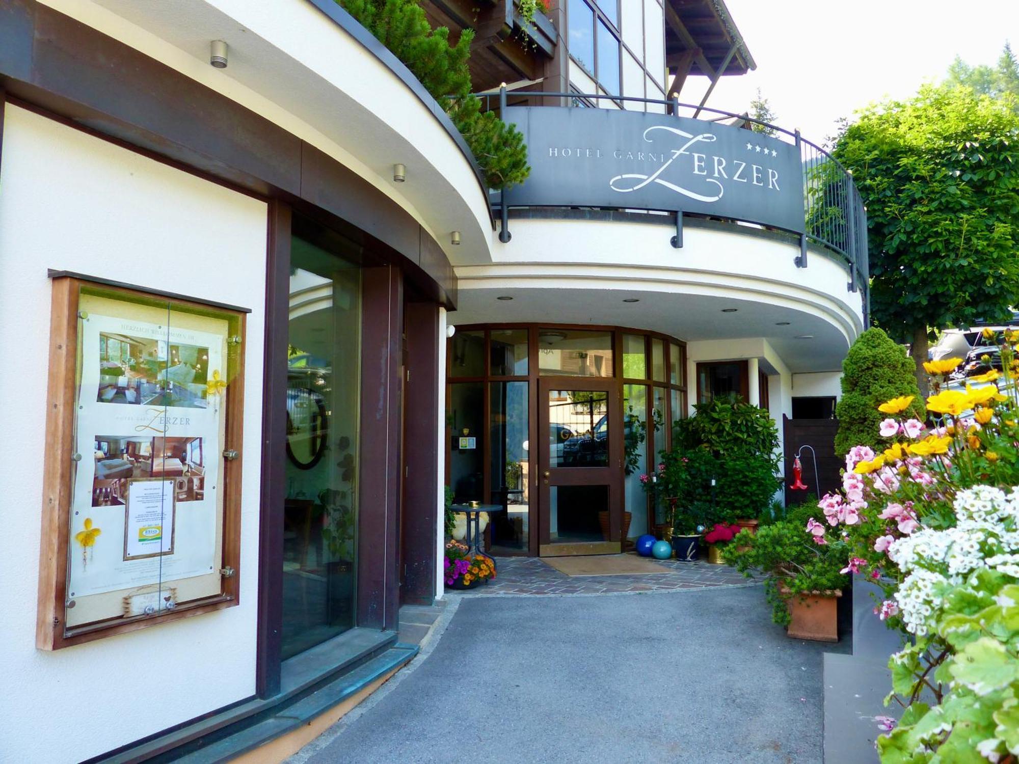Hotel Garni Zerzer Serfaus Ngoại thất bức ảnh