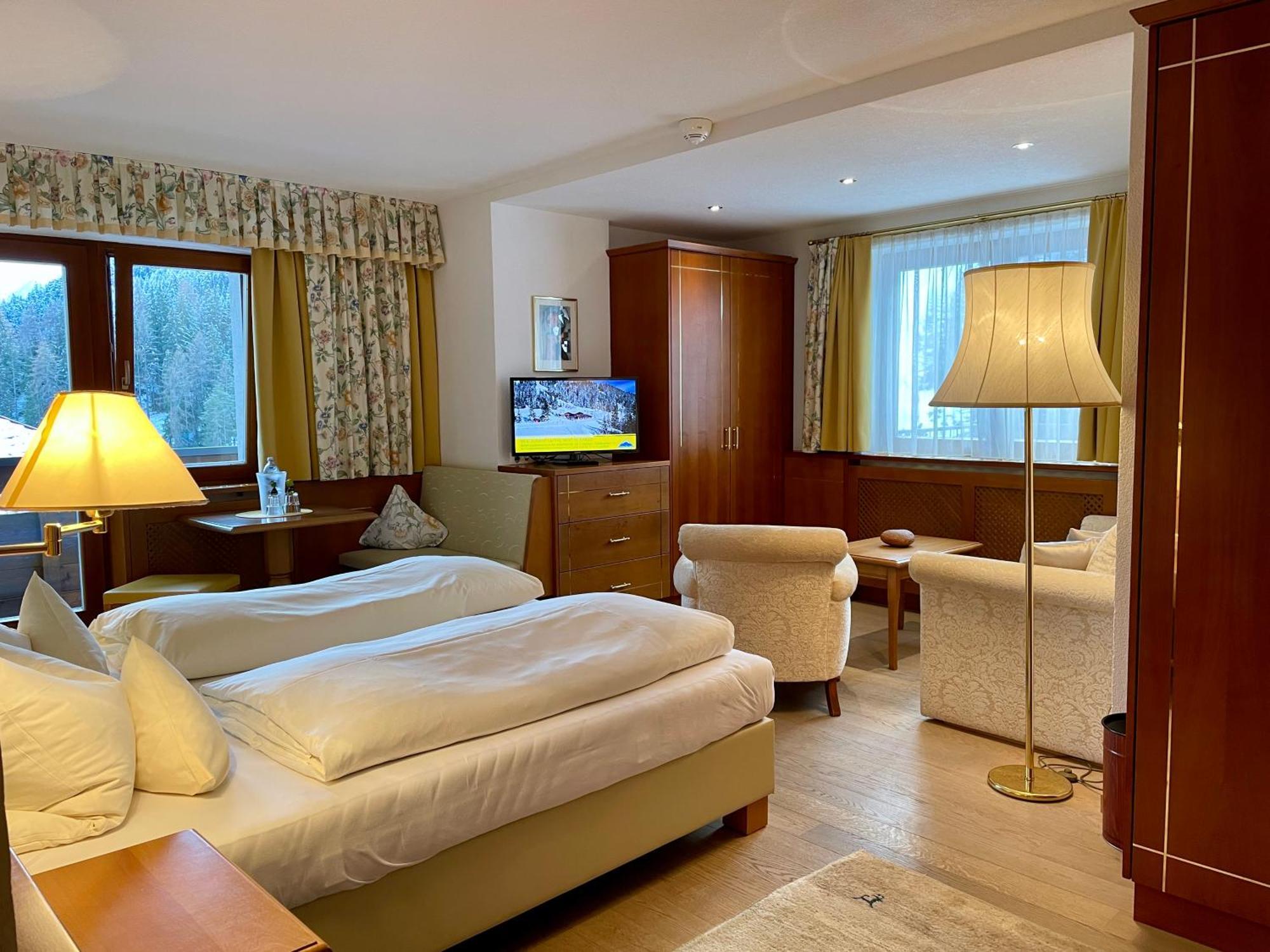 Hotel Garni Zerzer Serfaus Ngoại thất bức ảnh