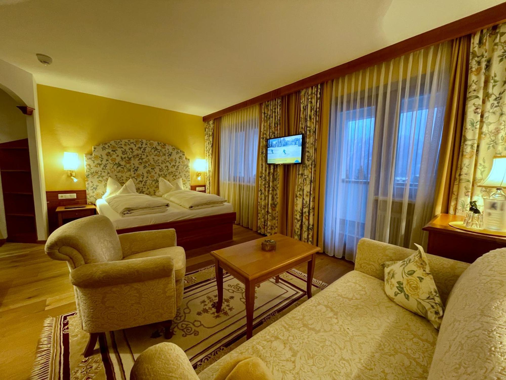 Hotel Garni Zerzer Serfaus Ngoại thất bức ảnh